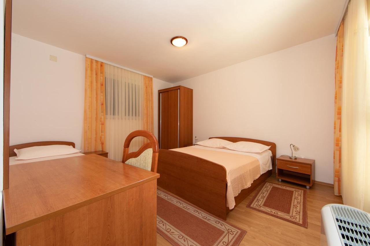 Apartmani Biser 투체피 외부 사진