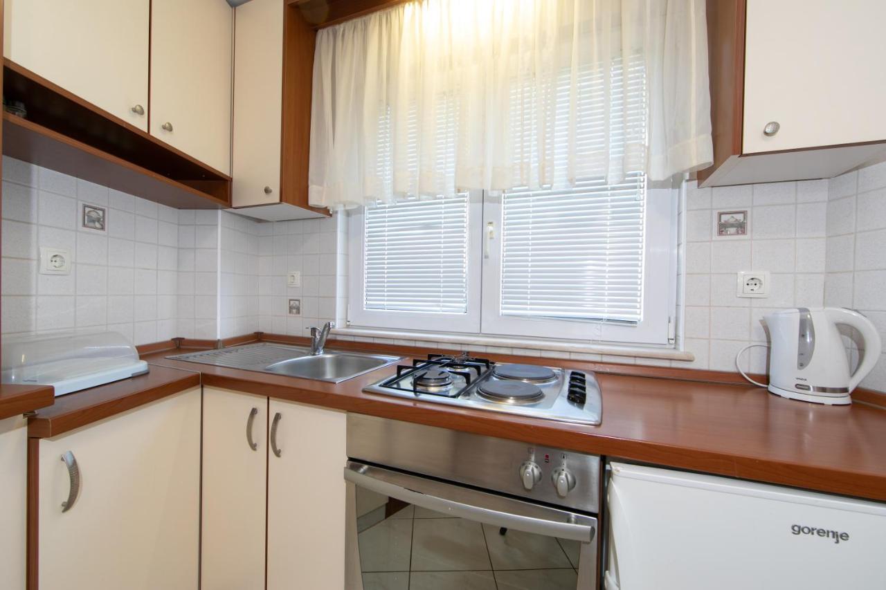 Apartmani Biser 투체피 외부 사진