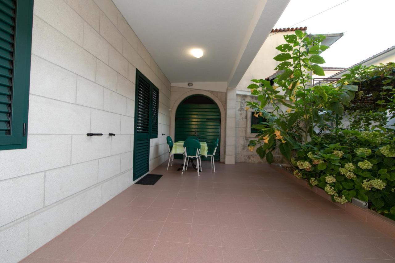 Apartmani Biser 투체피 외부 사진