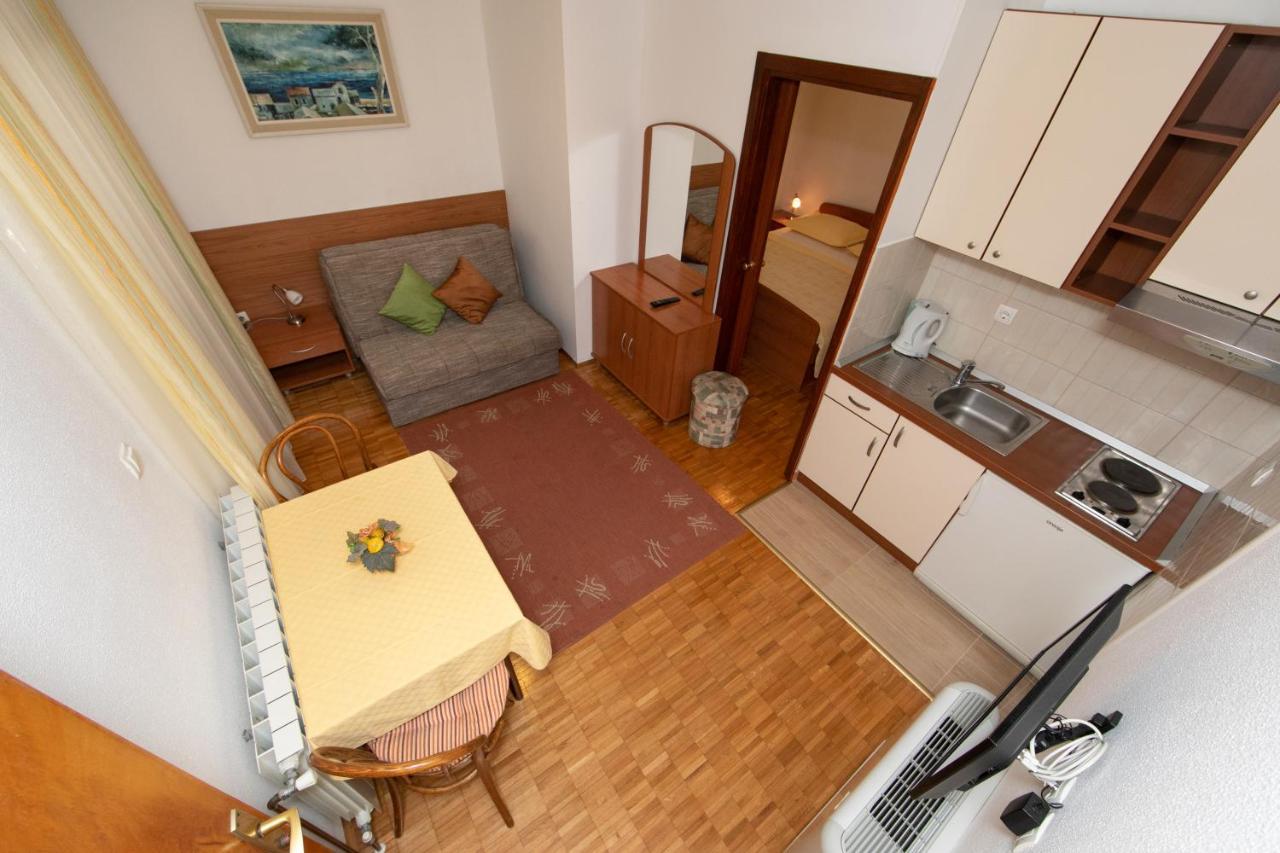 Apartmani Biser 투체피 외부 사진