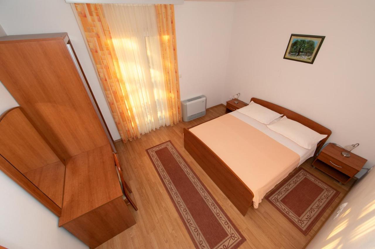 Apartmani Biser 투체피 외부 사진