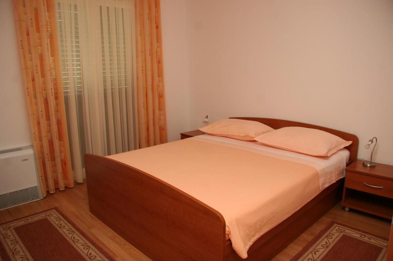 Apartmani Biser 투체피 외부 사진